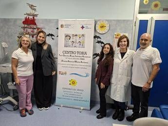 Poltrona odontoiatrica donata al centro Tobia dell’ospedale Grassi di Ostia