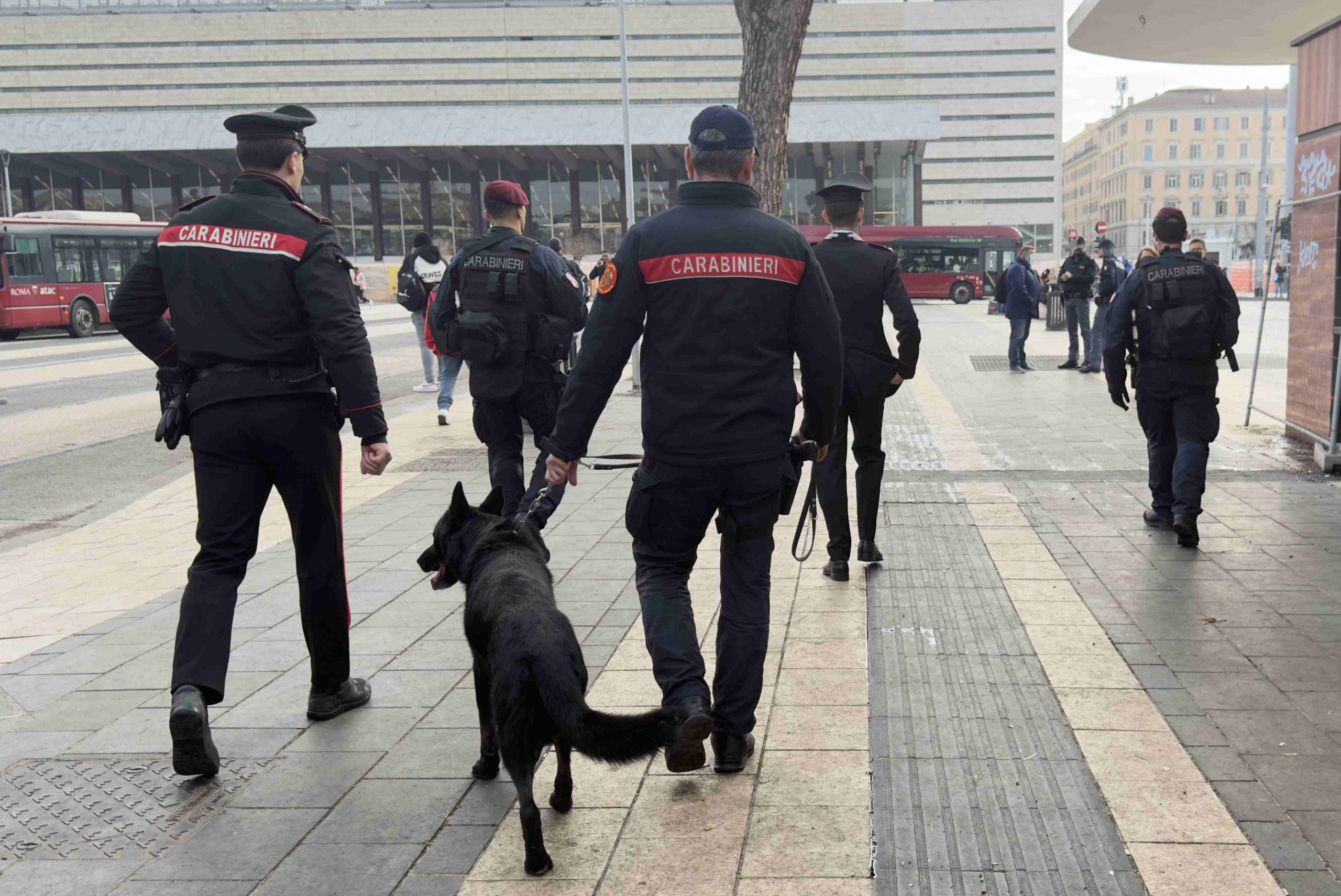 Roma – Controlli tra centro e stazione Termini: 4 arresti e 7 denunce (FOTO)