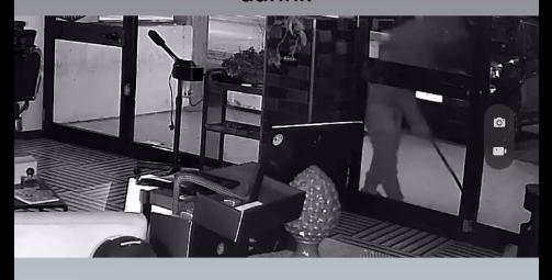 Viterbo, tenta di scassinare lo Shape Salon di via Garbini: immortalato dalle telecamere (VIDEO)
