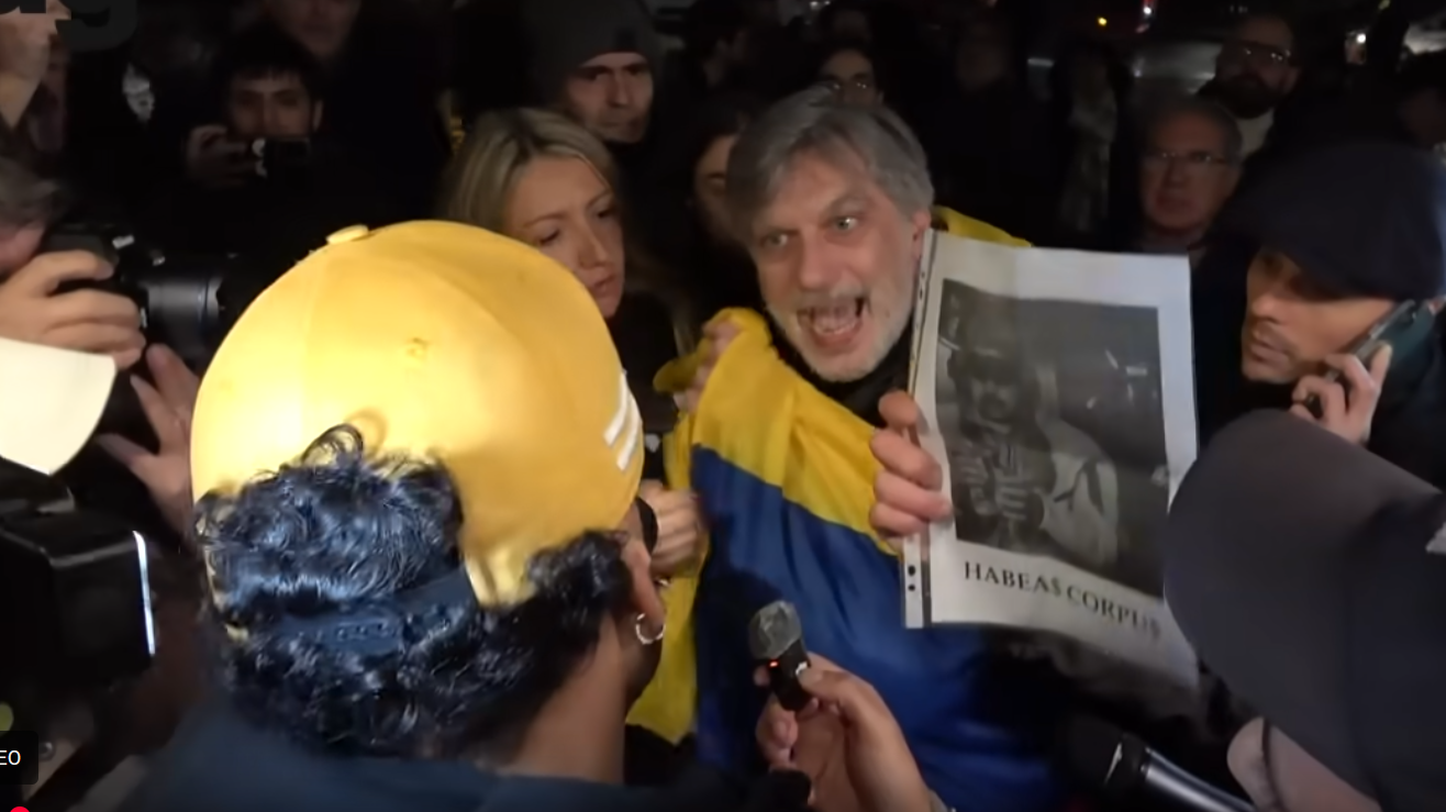 “No all’uso strumentale della nostra bandiera”: la comunità venezuelana contro le manifestazioni della sinistra (VIDEO)