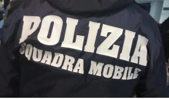 Frosinone – Polizia arresta uomo per tentata rapina