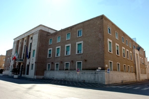 Latina – Bando concorso pubblico in provincia, esclusi i giornalisti pubblicisti