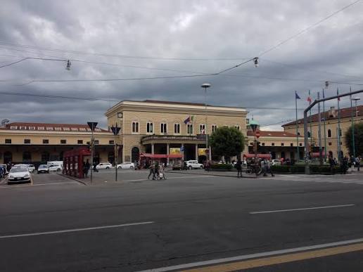 Capotreno ucciso a coltellate in zona stazione a Bologna