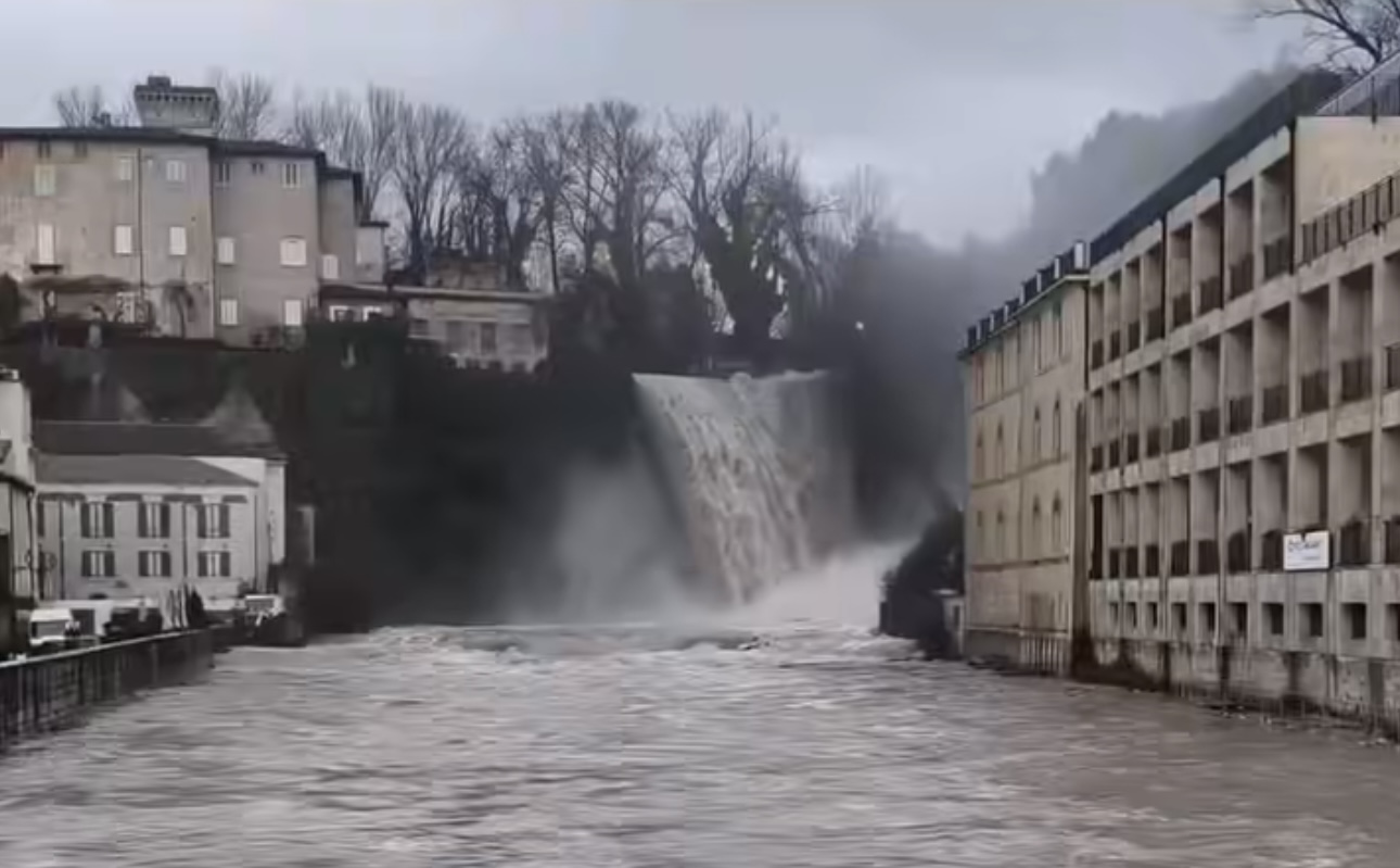 Isola del Liri – Maltempo, la Cascata Grande si fa minacciosa