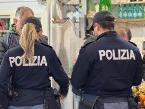 Terracina – Verifiche sicurezza e licenze in un locale, riscontrate irregolarità