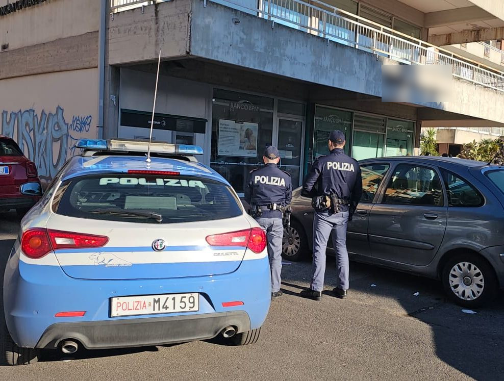 Roma – Squadra mobile sventa rapina della banda del buco a istituto di credito
