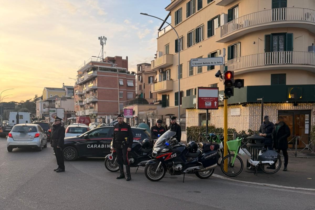 Roma – Controlli dei Carabinieri a Cornelia: 4 arresti e 3 denunce