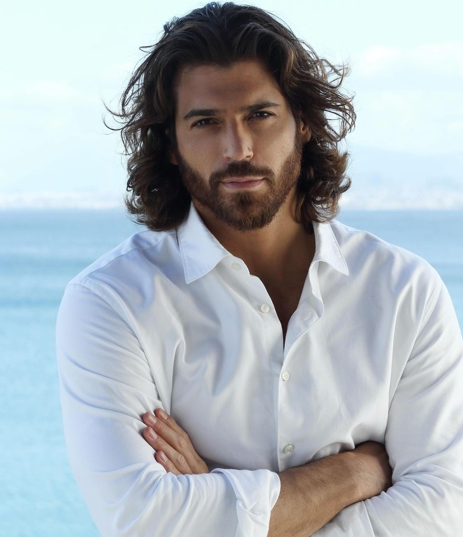 L’attore Can Yaman – Sandokan arrestato ad Instanbul per spaccio e consumo di droga