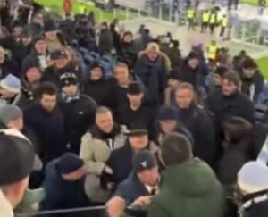 Tumulto Lazio – Ancora veleni Var, Lotito assalito, Sarri vs Fabiani: mercoledì infernale all’Olimpico