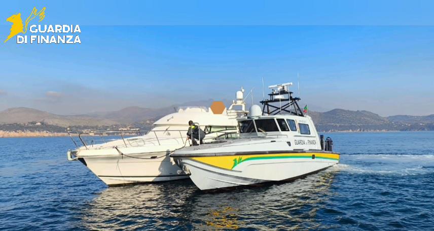 Inseguimento da film in mare tra la finanza di Civitavecchia e un’imbarcazione “abusiva” (VIDEO)