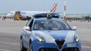 Viterbo – Clandestino e pregiudicato tunisino rimpatriato dalla Polizia di Stato