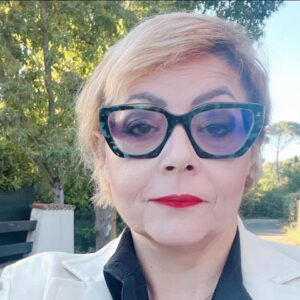 Civitavecchia – Oggi l’ultimo saluto alla dottoressa Claudia Dezzi, trovata senza vita nella sua abitazione