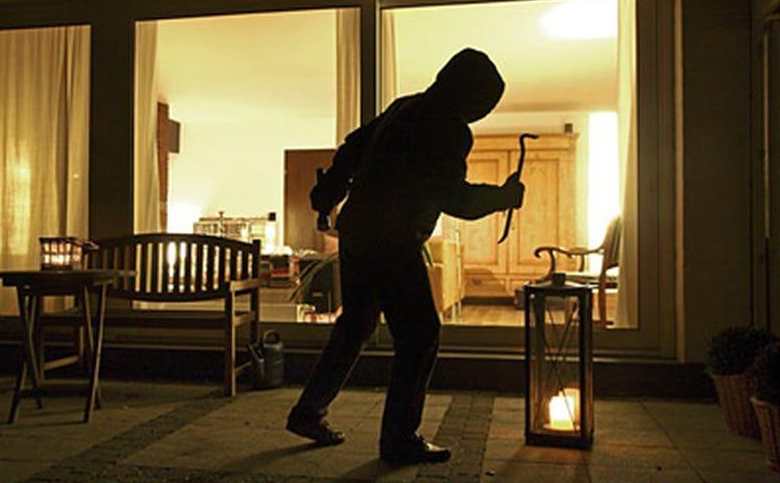 Montefiascone – Colpo in una casa alla Madonnella: spariti gioielli