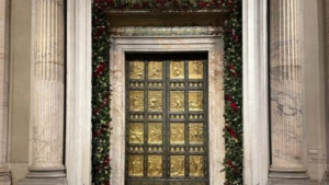 Roma – Papa Leone chiude la Porta Santa di San Pietro: il Giubileo 2025 si conclude il 6 gennaio