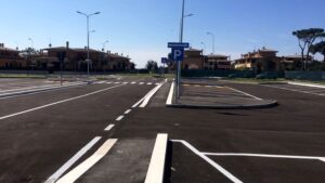 Fiumicino – Travolto mentre attraversava la strada a Torre in Pietra, il 13enne è fuori pericolo