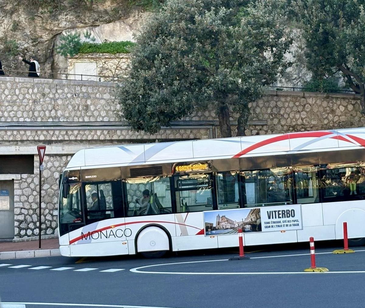 Viterbo si promuove all’estero, la città sui bus di Monaco e Montecarlo. Frontini: “I numeri ci danno ragione, turismo cresce”