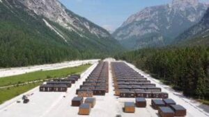 Milano-Cortina, al villaggio olimpico preservativi finiti in tre giorni: il “romanticismo” manda la logistica in tilt