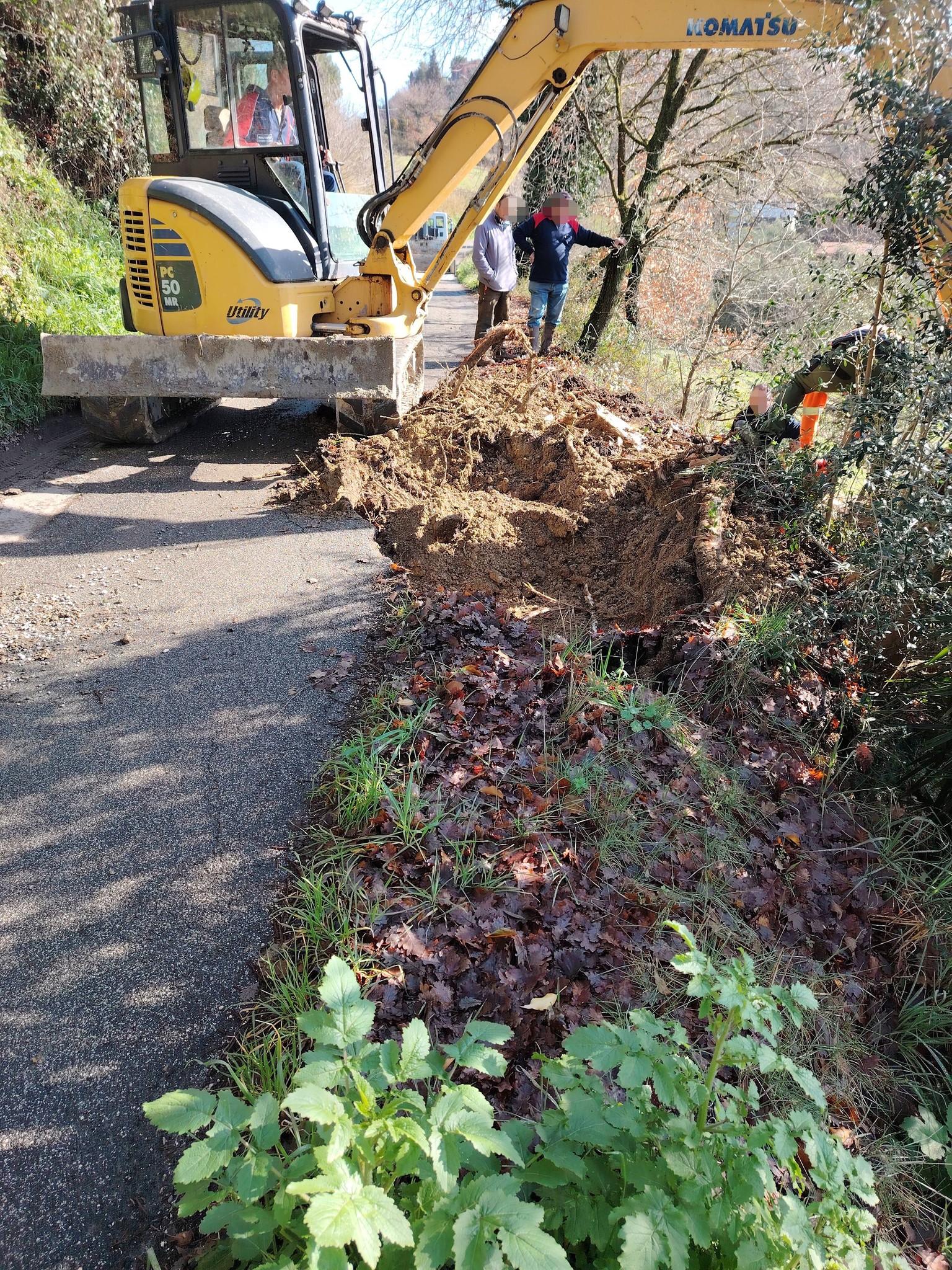 Decine di frane e smottamenti a Magliano Sabina, la Protezione Civile di Vasanello interviene a supporto dei volontari locali
