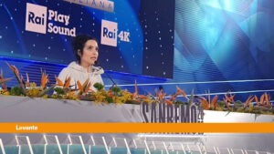 Sanremo, Levante “Con Gaia un bacio d’affetto, non una provocazione”