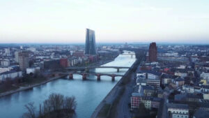 Bce, contro incertezze geopolitiche serve rafforzare l’economia