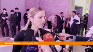 Carolina Kostner festeggia il bronzo del Team Event “Io un pò la loro mascotte”