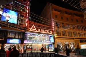 Non sono solo canzonette, “il canto è una potente terapia e la voce racconta come stiamo”