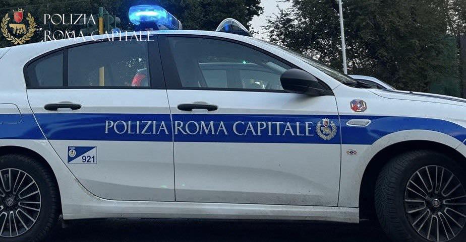 Roma – Prenestino: strappa una catenina d’oro dal collo di una signora facendola cadere in terra, arrestato