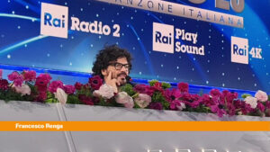 Sanremo, Renga omaggia Bowie nella serata delle cover “Un sogno che si avvera”