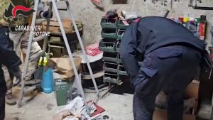 Estorsione e turbata libertà degli incanti, 7 arresti nel Crotonese