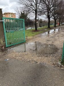 Viterbo – Scuola Ellera, Achilli (fdI): “Dopo settimane di segnalazioni da parte di genitori, ancora nessun intervento da parte del comune”