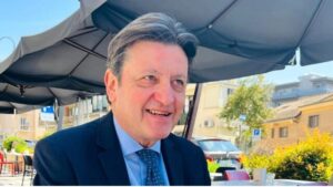 Frosinone –  Asl: il dottor Mauro Vicano è andato ufficialmente in pensione