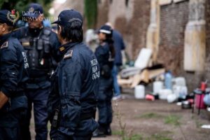 Roma – Controlli e operazioni di ripristino del decoro sul territorio: interventi da Colle Oppio a San Lorenzo e Stazione Tiburtina