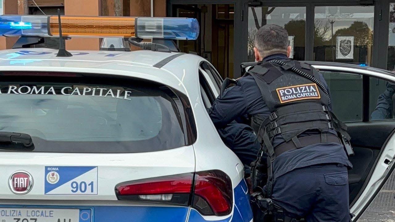 Roma – Villa Gordiani: danneggiamenti e aggressioni nel condominio, arrestato
