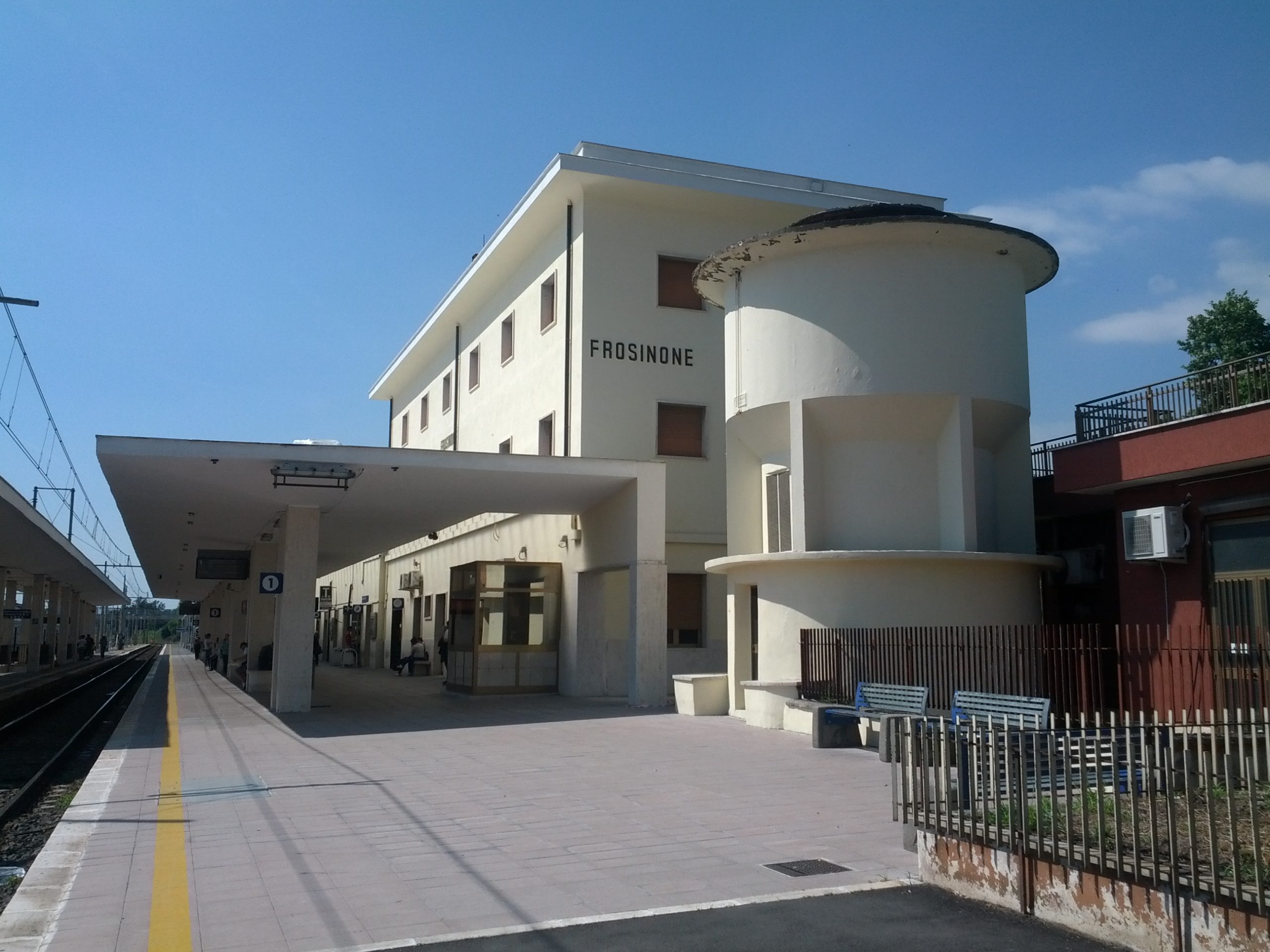 Trasporti: Trenitalia, circolazione sospesa nella stazione di Frosinone, previsto servizio bus