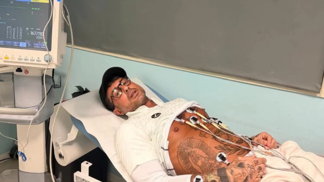 Fabrizio Corona ricoverato in cardiologia: “Non mi state fermando, mi state ricreando”