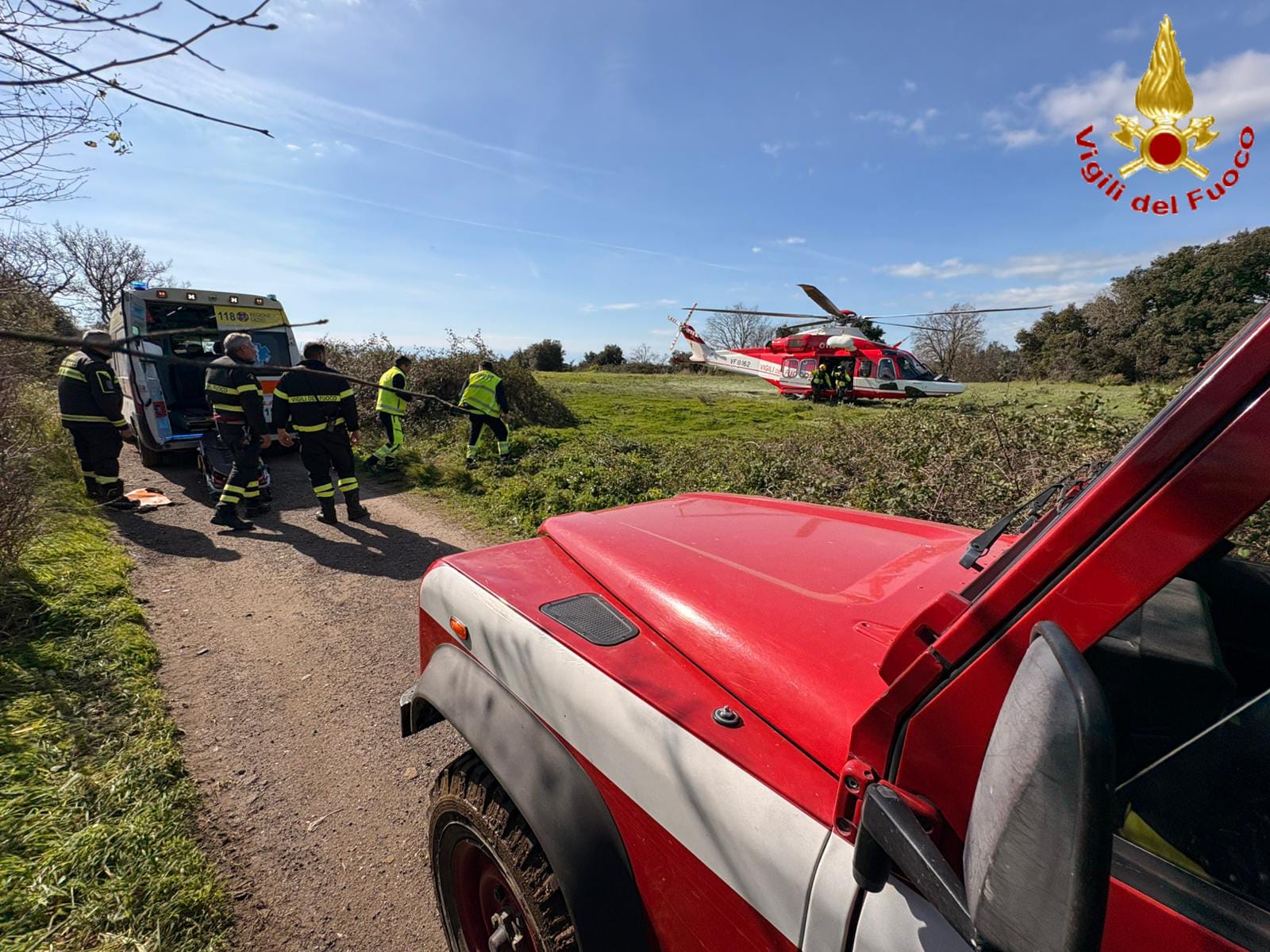 Cerveteri – Escursionista si infortuna alle Cascatelle: salvata dai Vigili del fuoco con jeep ed elicottero