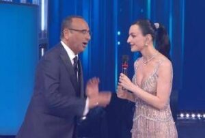 arisa-offre-tranquillanti-a-carlo-conti-ma-e-fantasanremo