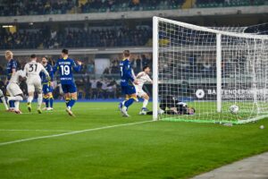Lukaku torna al gol e gela il Bentegodi al 96°, Verona-Napoli 1-2