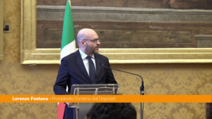 Fontana “La riforma del regolamento della Camera un grande lavoro di squadra”