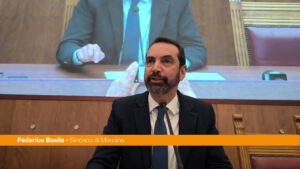 Messina, si dimette il sindaco Basile “Città non merita di vivere sotto scacco”