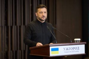 Ucraina, Zelensky “Al lavoro per ripristinare le infrastrutture colpite”