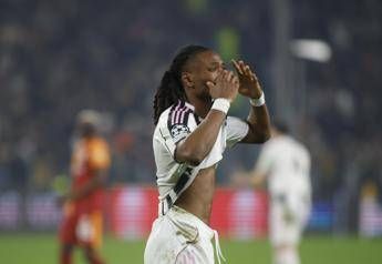 Juve-Galatasaray, Thuram in lacrime dopo il cambio di Spalletti. Cos’è successo in Champions