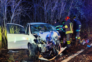 Ronciglione – Scontro frontale sulla Valle di Vico: tre persone in gravi condizioni