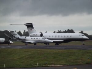 Neonato trasferito con volo salva-vita da Lamezia Terme a Roma