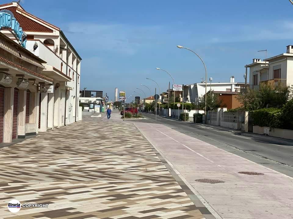 “Le continue serrate di negozi hanno impoverito Montalto Marina, servono strategie non annunci”: l’affondo del Pd