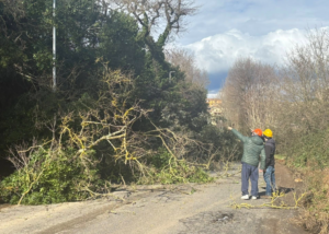 “Bracciano è una comunità forte e solidale”: chiusa via Claudia, proseguono gli interventi per l’emergenza maltempo