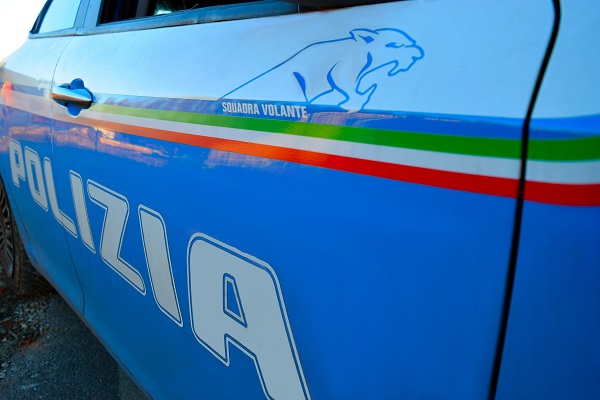 Contrasto all’immigrazione irregolare: controlli della Polizia di Stato a Fondi