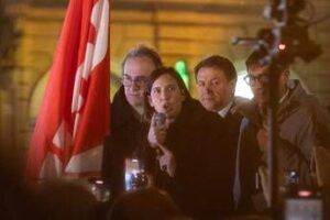 referendum-leader-dellopposizione-in-festa-vittoria-del-no-e-un-messaggio-per-meloni