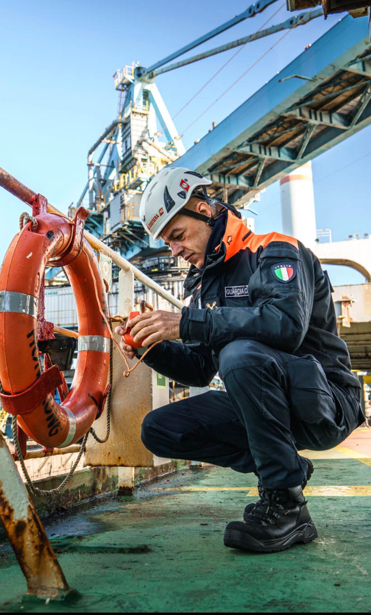 Civitavecchia – Fermata nave Ro-Ro per gravi irregolarità su sicurezza e tutela ambientale