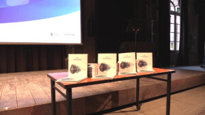 La medicina narrativa della scuola Holden nel libro “Voci dall’invisibile”